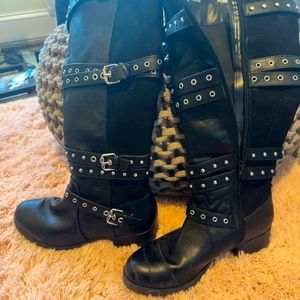 Fergalicious (FERAG) Women's Foxley Knee
High Small Block heel Boots